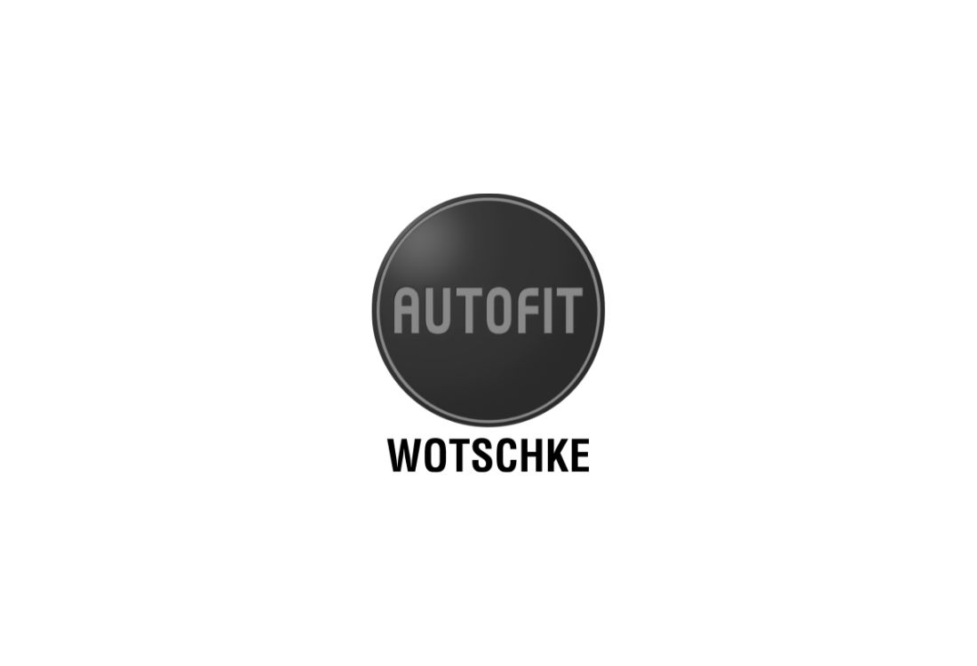 Der Berliner Zauberer Maik M. Paulsen verzaubert die Gäste im Golfclub