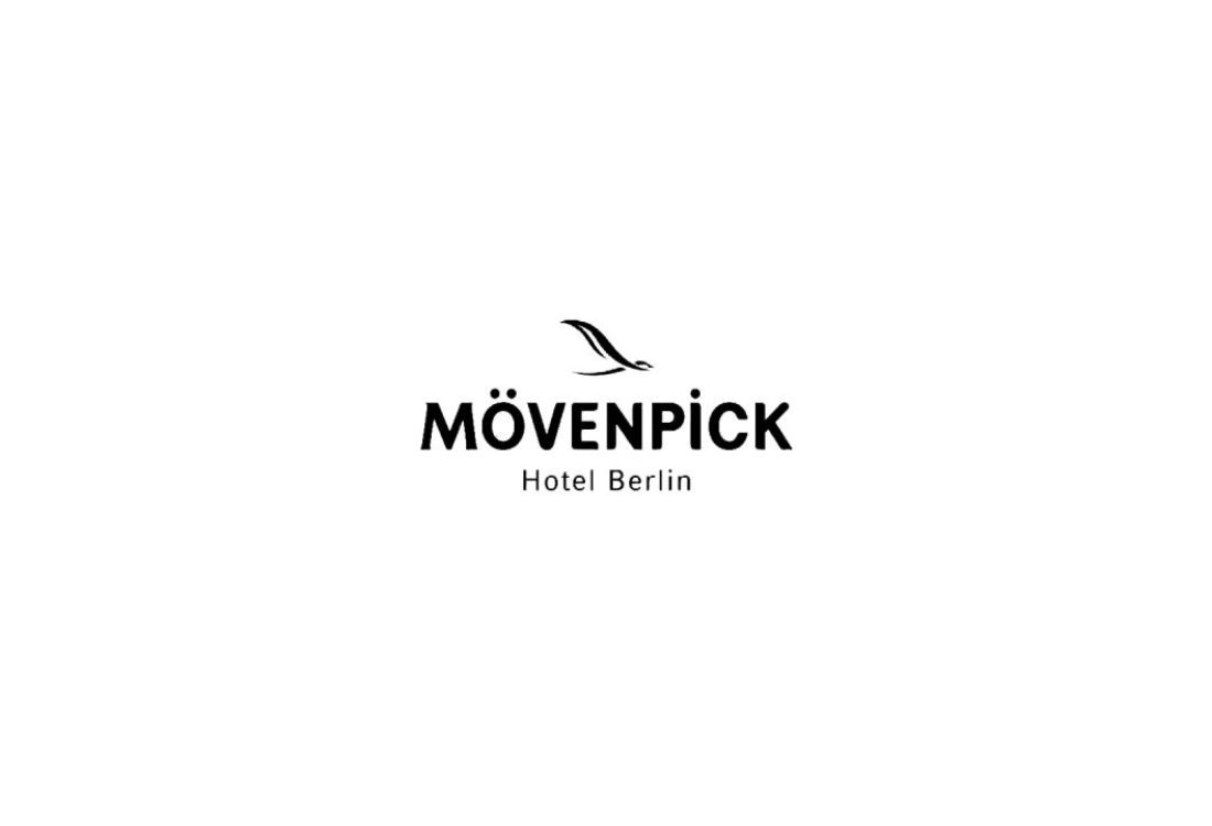 Zauberer auf einem Berliner Eventschiff.